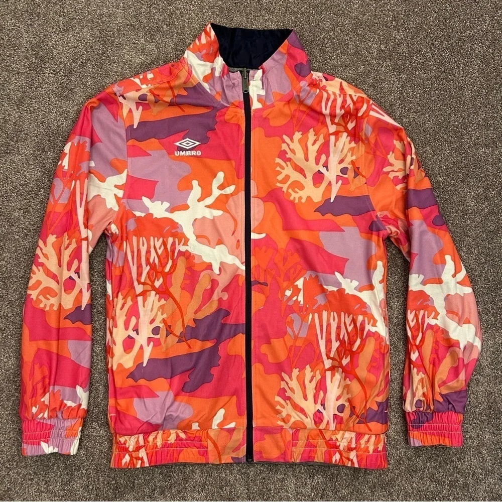Umbro reversible convenience